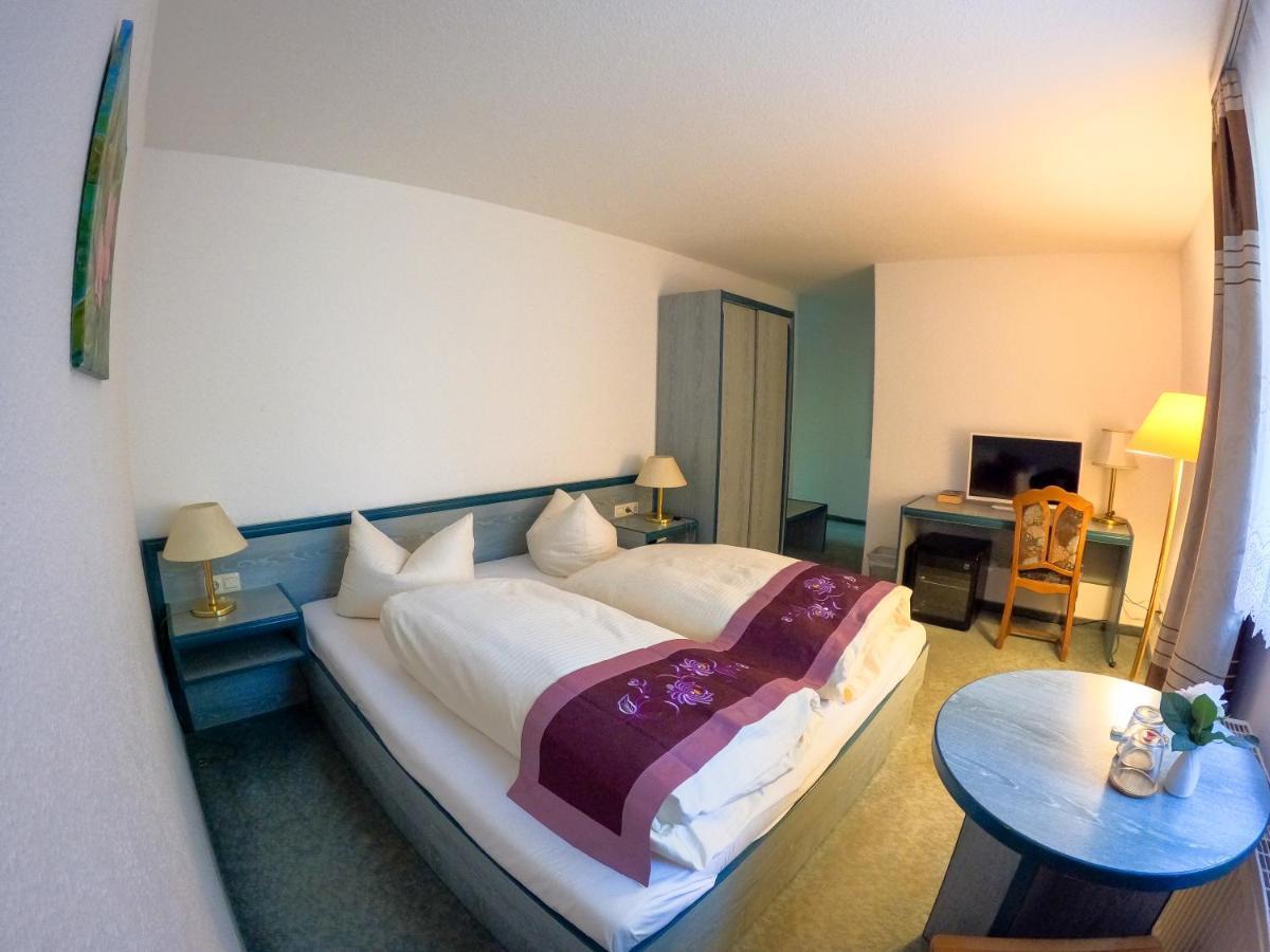 Hotel Diana Schonwalde-Glien エクステリア 写真