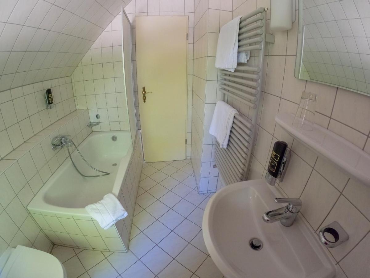 Hotel Diana Schonwalde-Glien エクステリア 写真