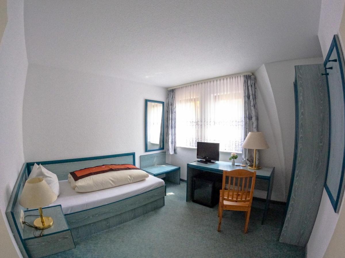 Hotel Diana Schonwalde-Glien エクステリア 写真