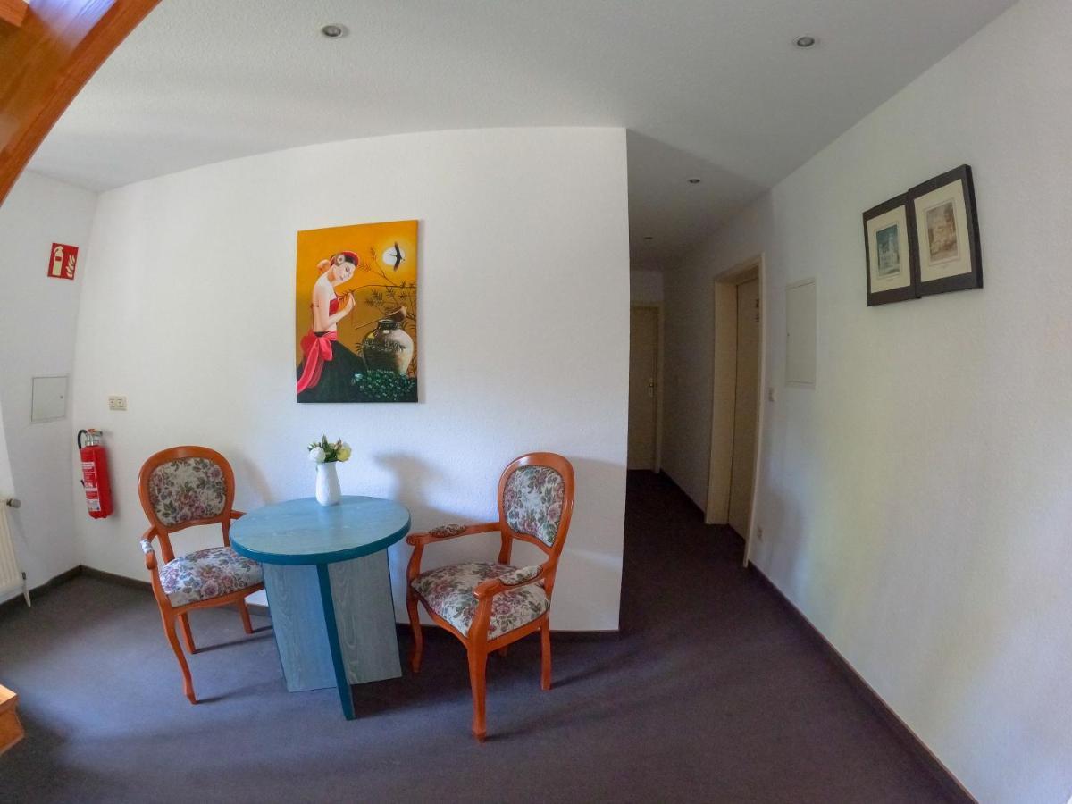 Hotel Diana Schonwalde-Glien エクステリア 写真